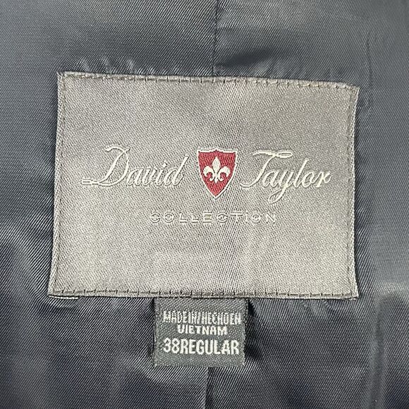 NWT David Taylor 38R Sport Coat Navy Blue Two Button Lined Vented Poly Blend - Picture 3 of 9